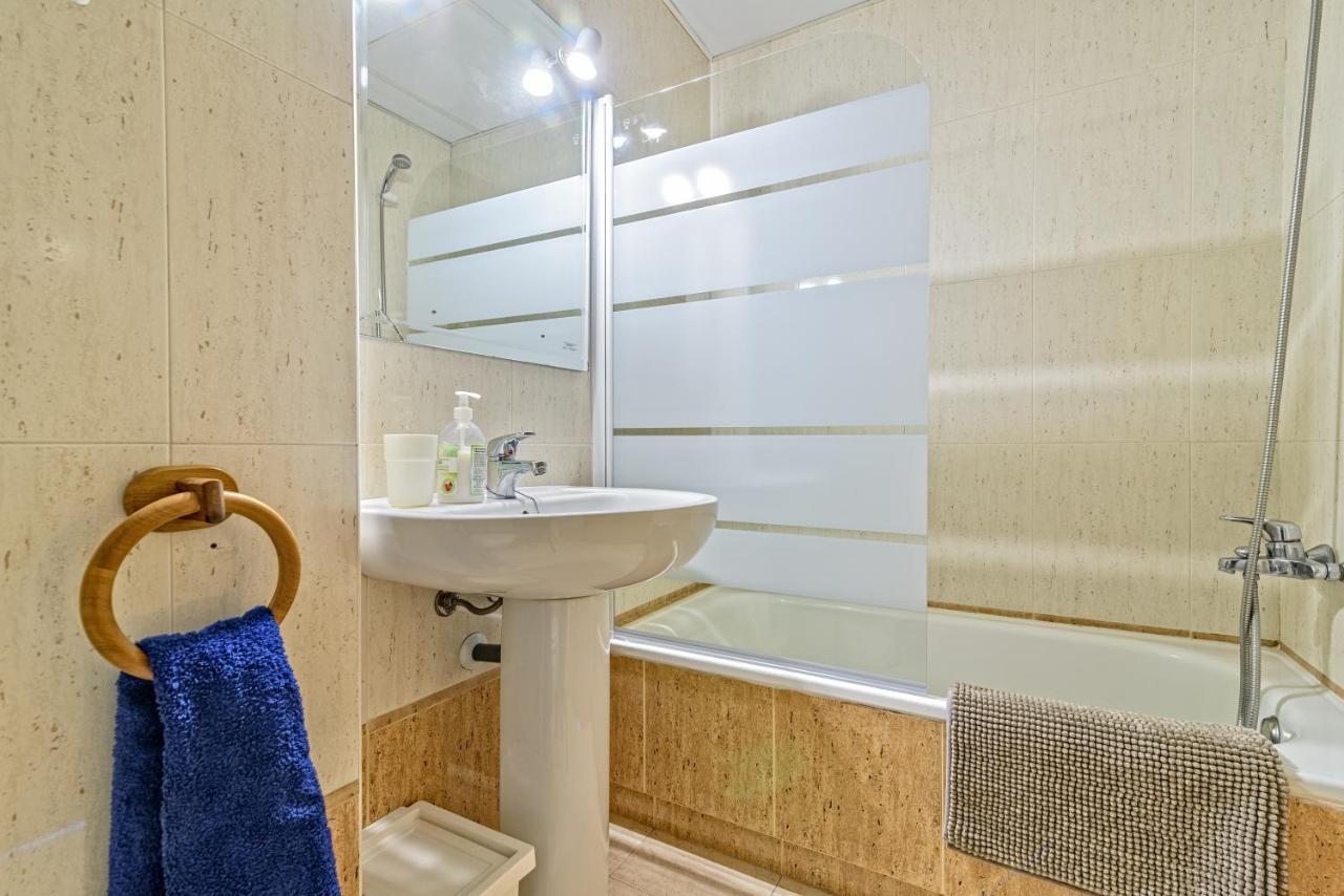 Apartamento&Piscina Cerca De Barcelona Ripollet Exteriör bild